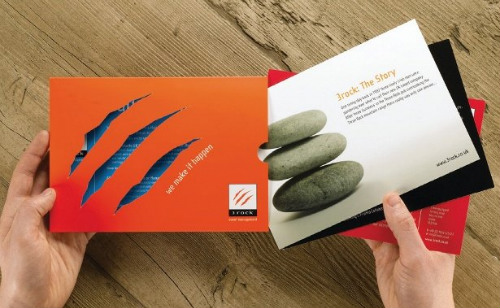 thie_ke_brochure_dep_02